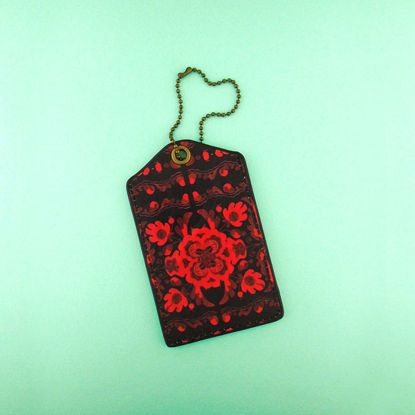 Mlavi Ukraine collection unique and beautiful vegan luggage tag with Ukrainian art and craft inspired prints for wholesale and online shopping